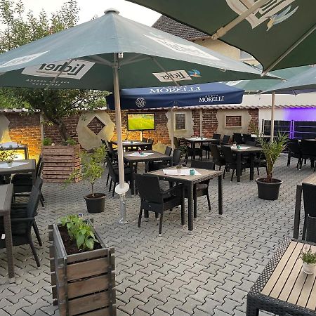 Hotel Anker Linden  Экстерьер фото